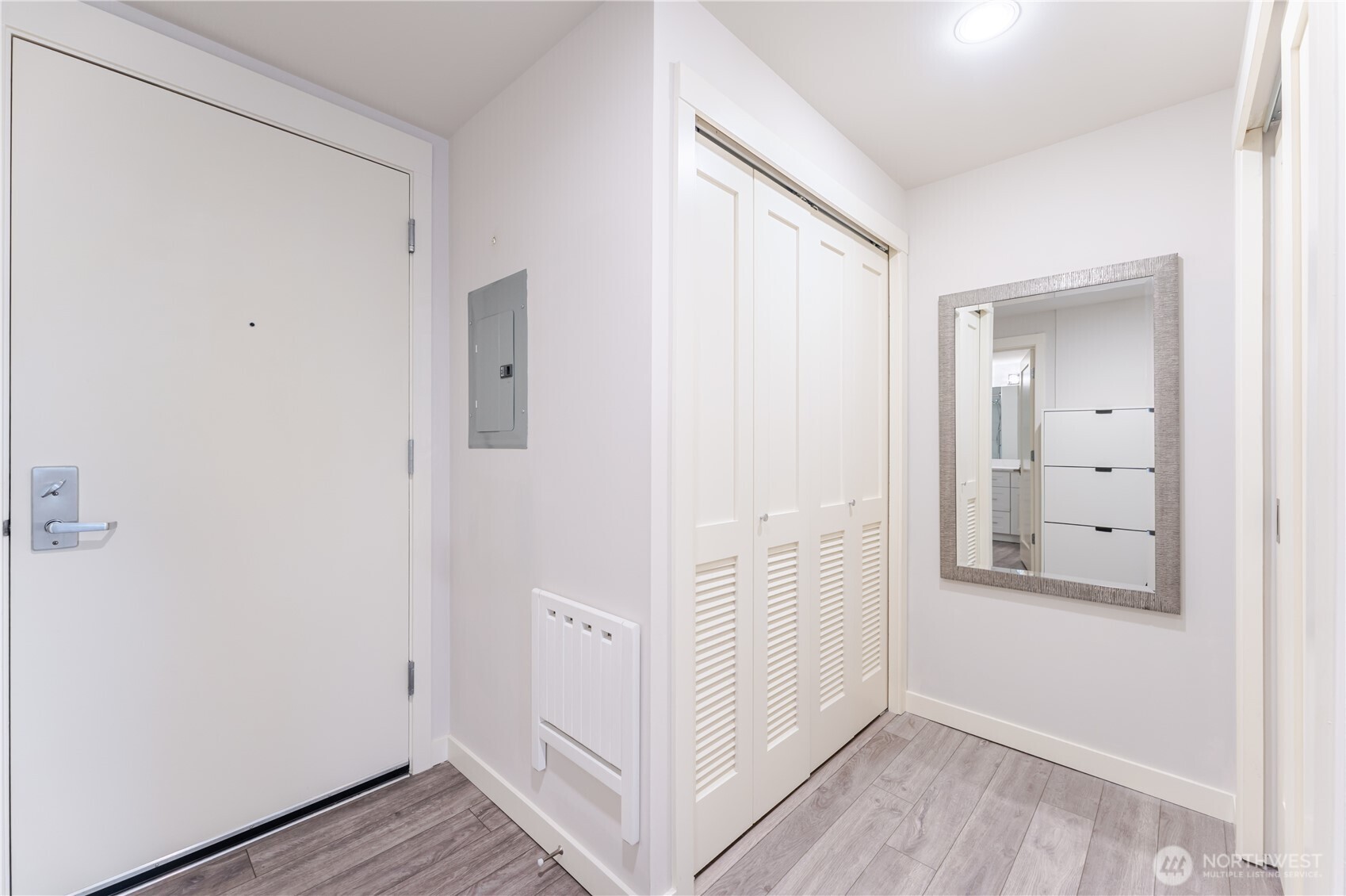 76 Cedar Street #303, Seattle, WA 98121