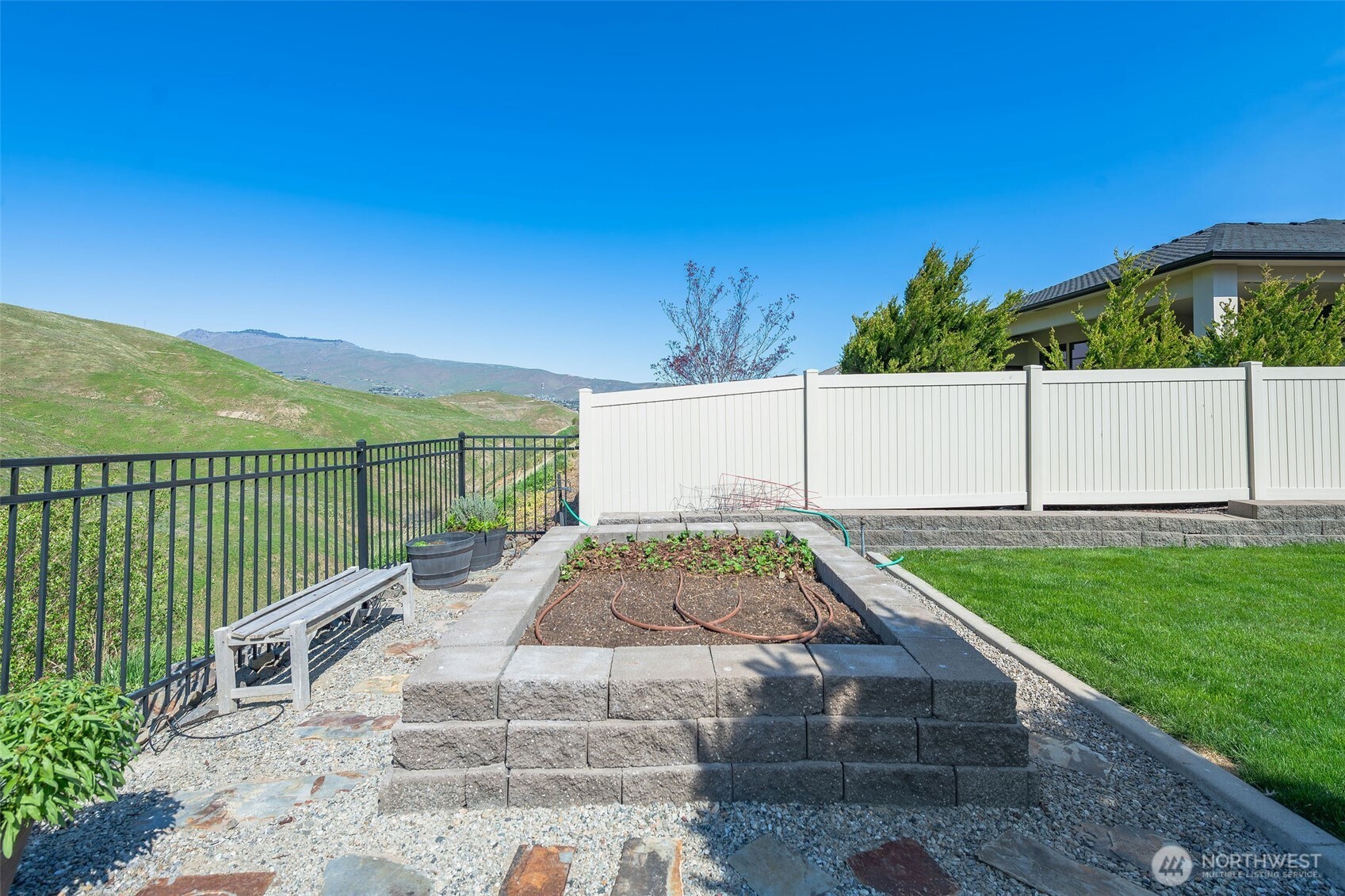 2062 Maiden Lane , Wenatchee, WA 98801