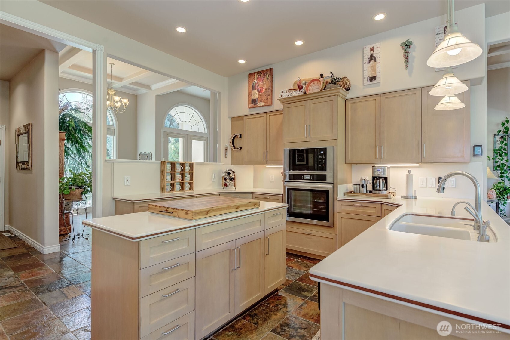 2062 Maiden Lane , Wenatchee, WA 98801