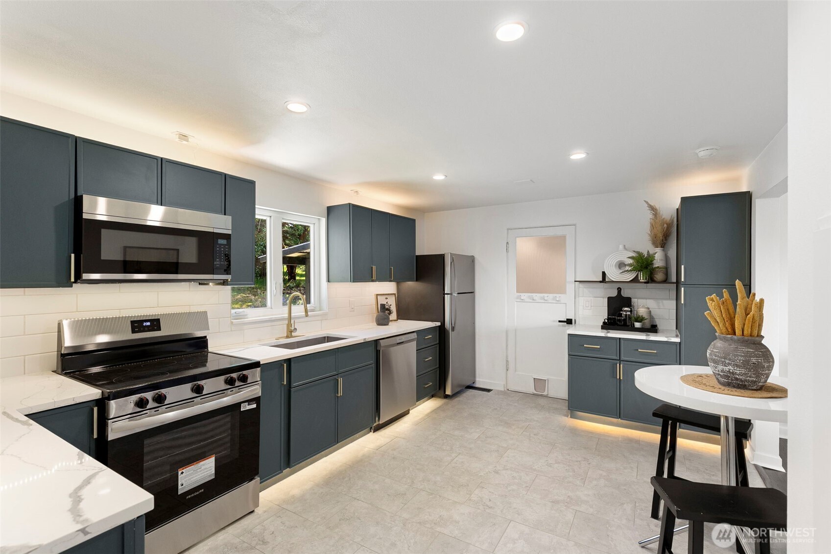 3518 Petersville Road NE, Bremerton, WA 98310-4782