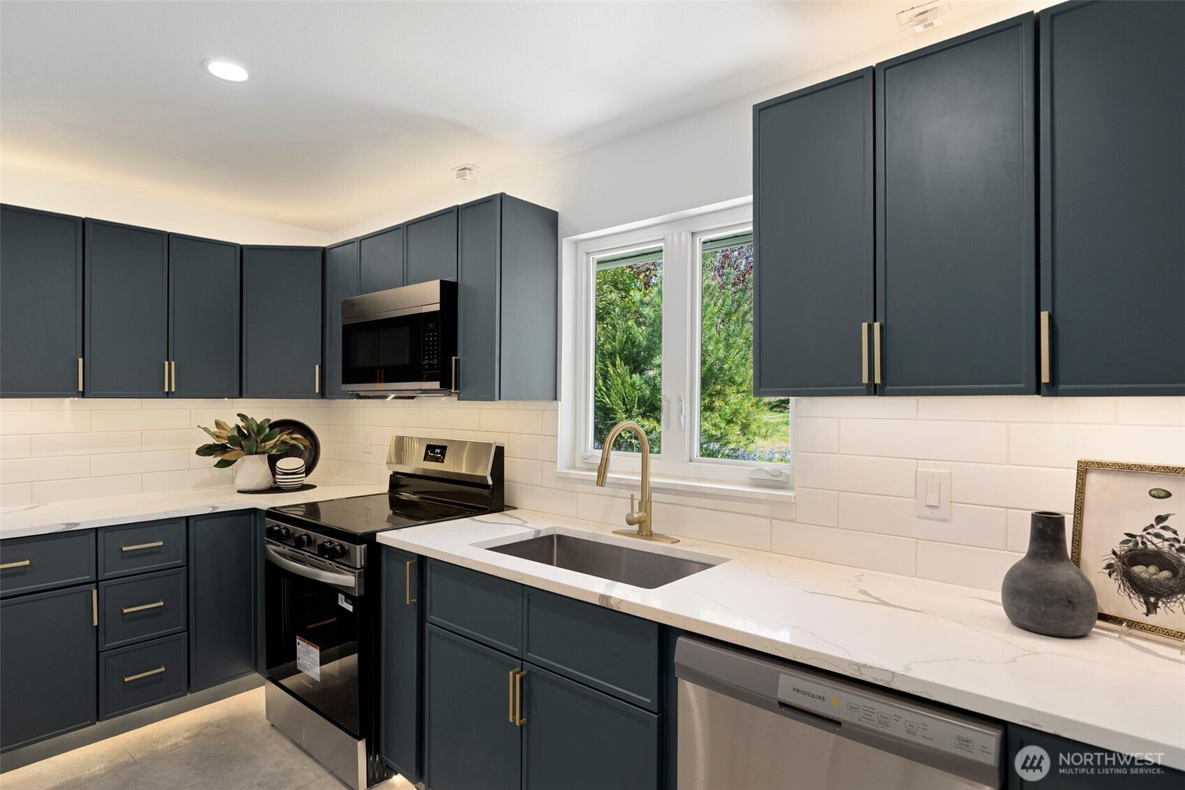 3518 Petersville Road NE, Bremerton, WA 98310-4782