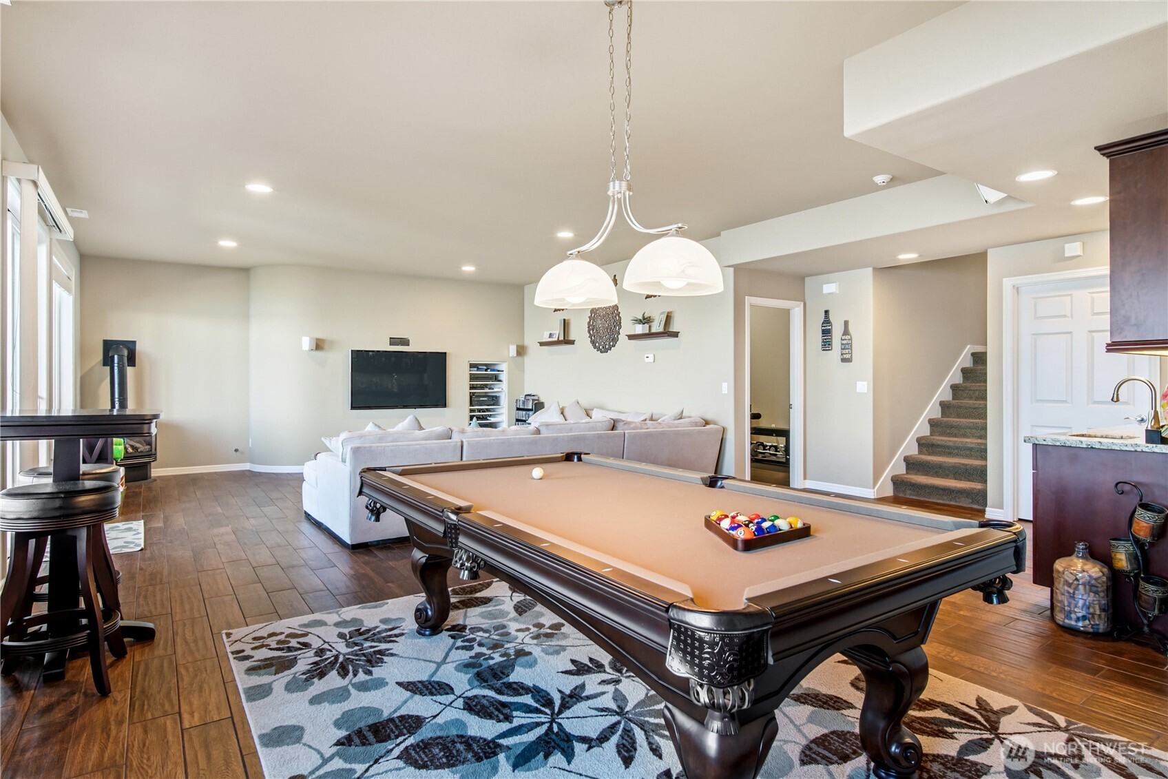 4915 Jenks Point Way E, Lake Tapps, WA 98391