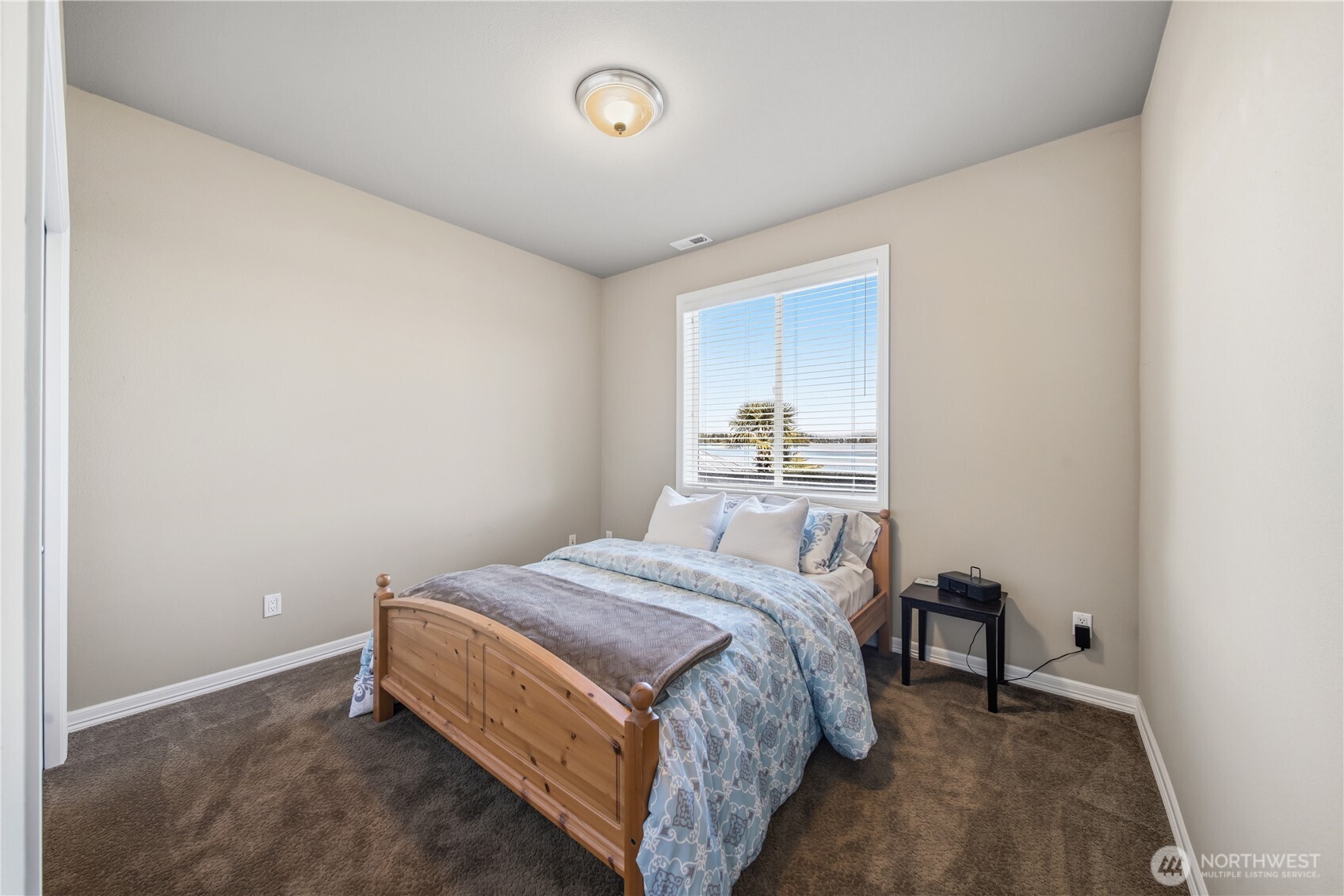 4915 Jenks Point Way E, Lake Tapps, WA 98391