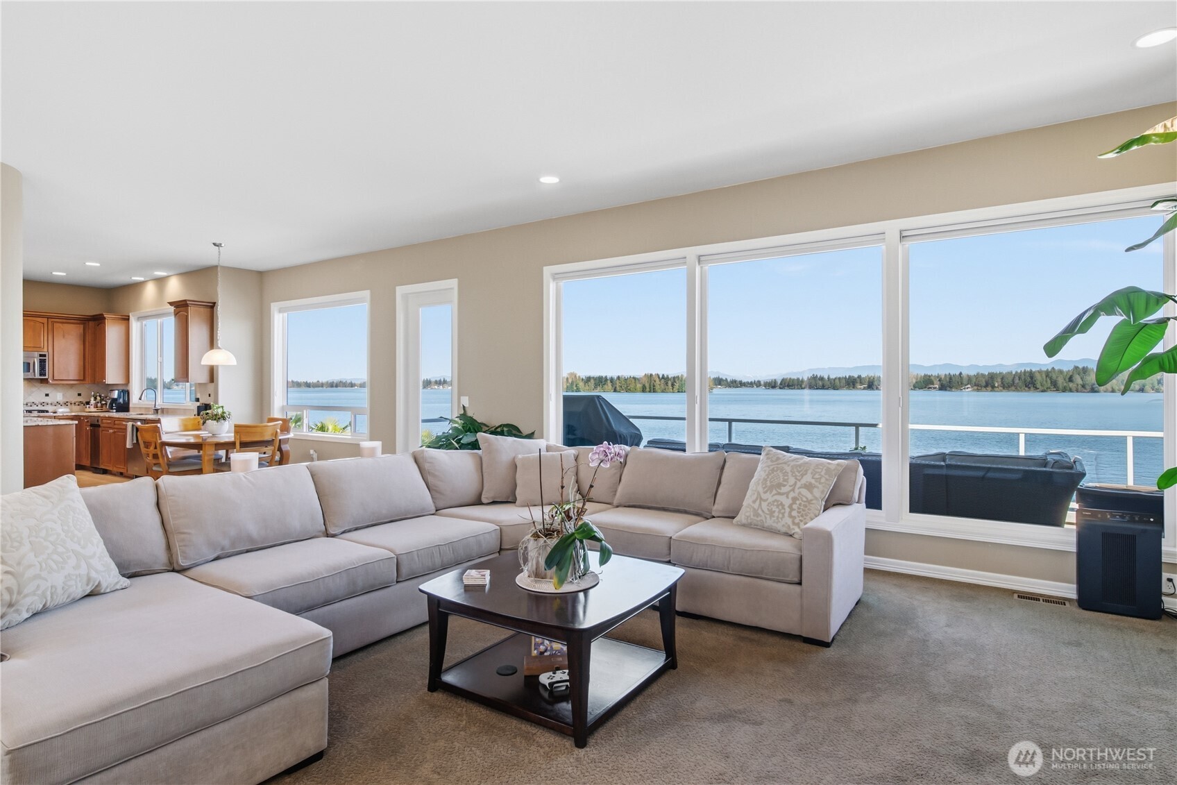4915 Jenks Point Way E, Lake Tapps, WA 98391