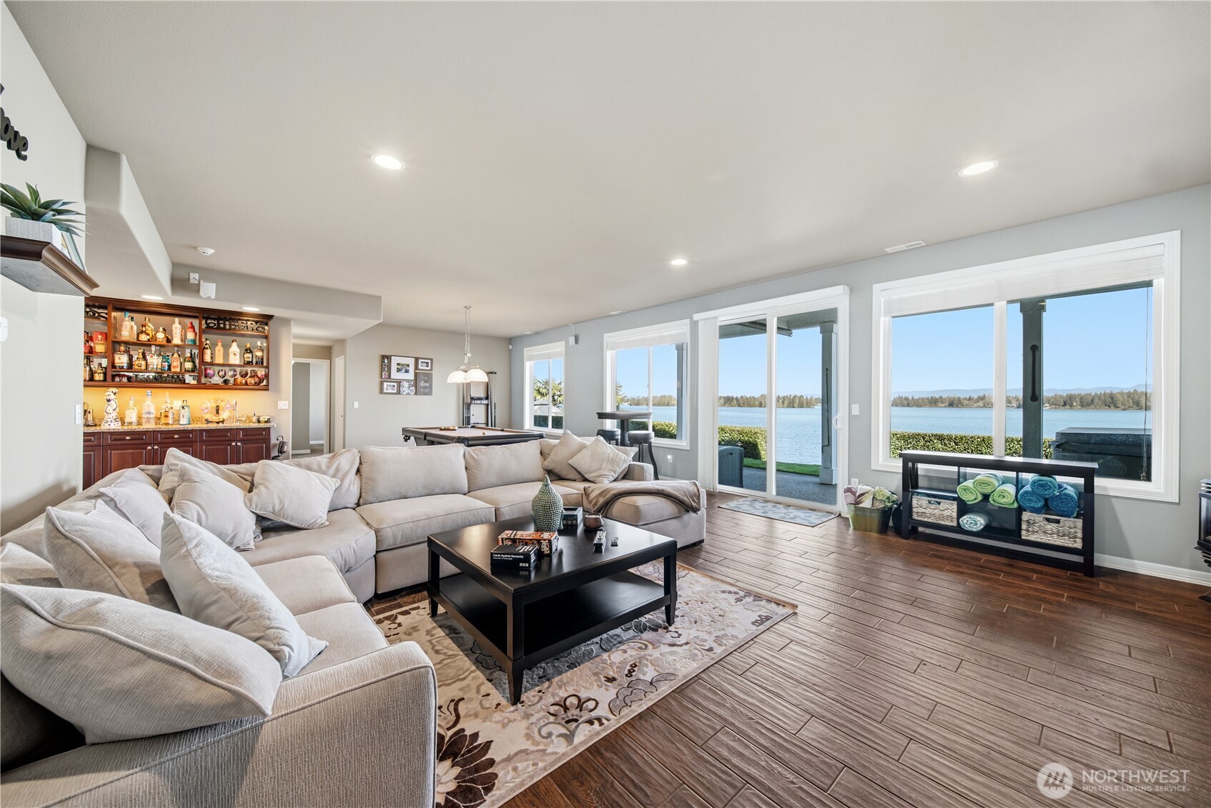 4915 Jenks Point Way E, Lake Tapps, WA 98391