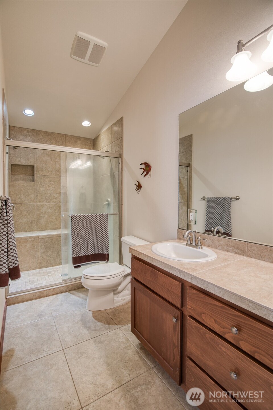 24 Darien Lane , Pacific Beach, WA 98571