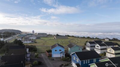 24 Darien Lane , Pacific Beach, WA 98571 - Photo 3