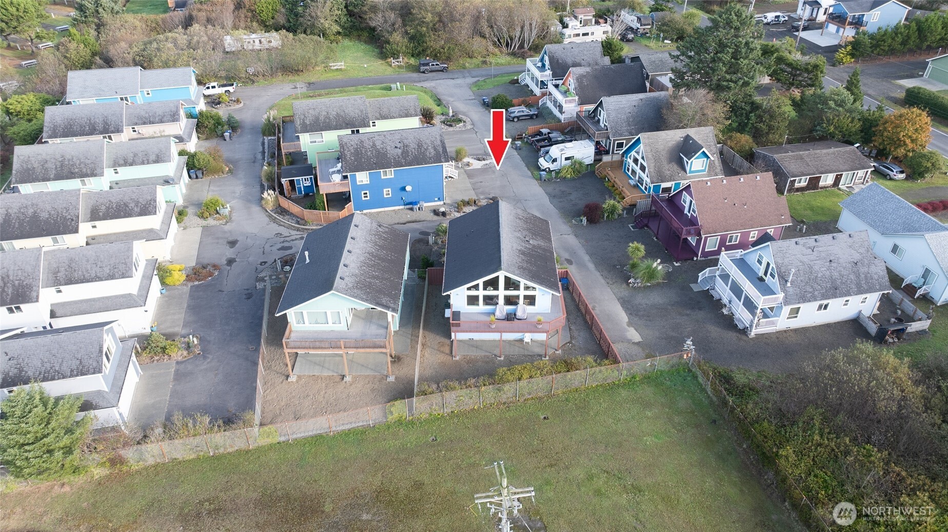 24 Darien Lane , Pacific Beach, WA 98571