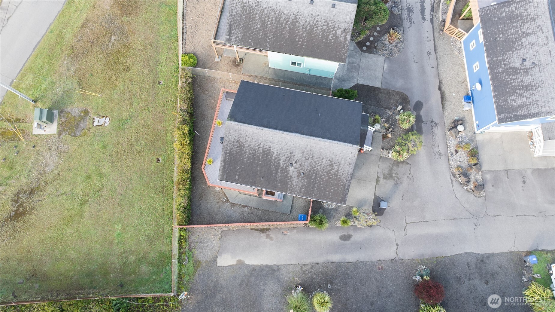 24 Darien Lane , Pacific Beach, WA 98571