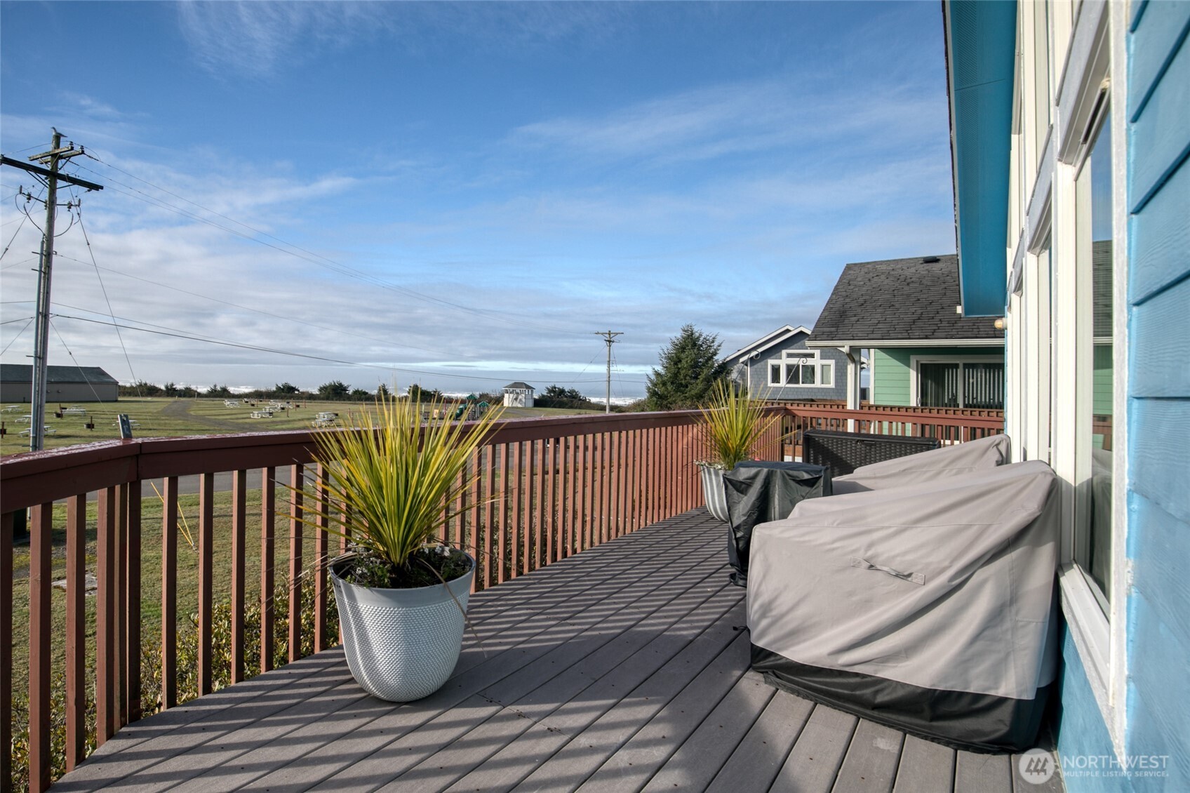 24 Darien Lane , Pacific Beach, WA 98571