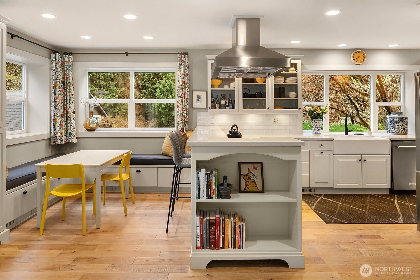 16524 Mink Road NE, Woodinville, WA 98077