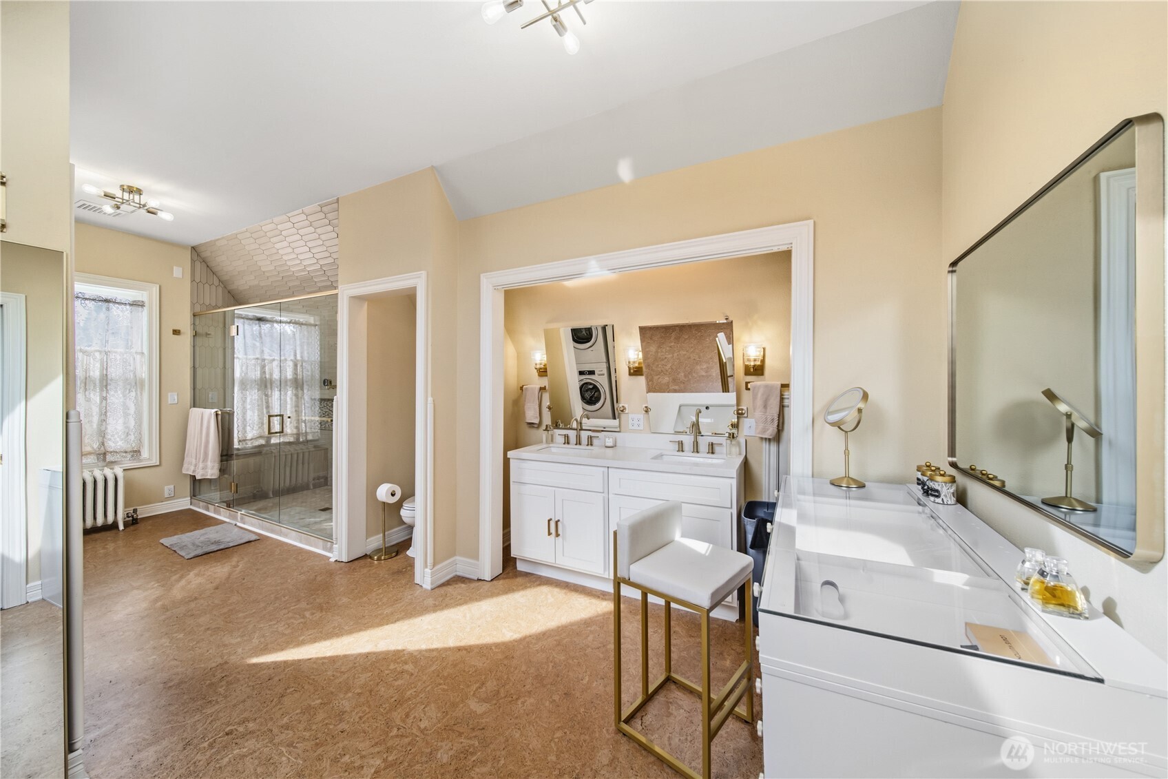 3320 N Union Avenue , Tacoma, WA 98407