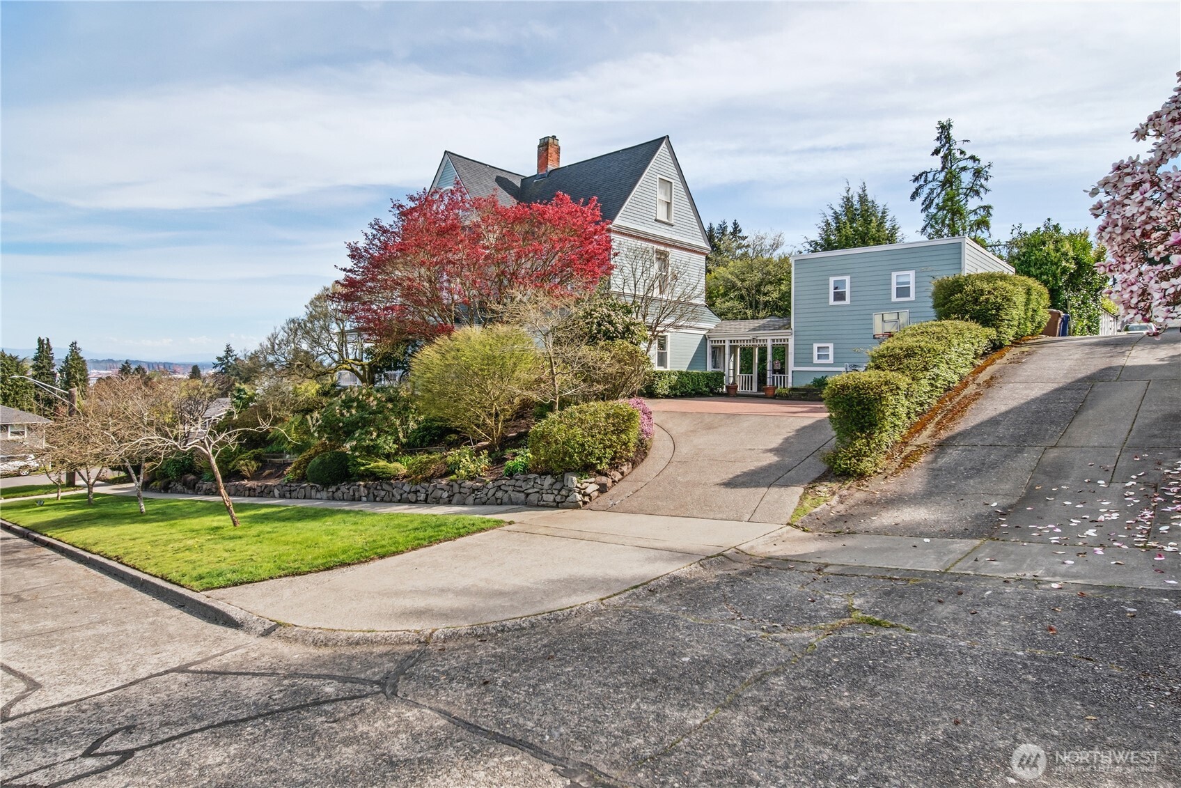 3320 N Union Avenue , Tacoma, WA 98407