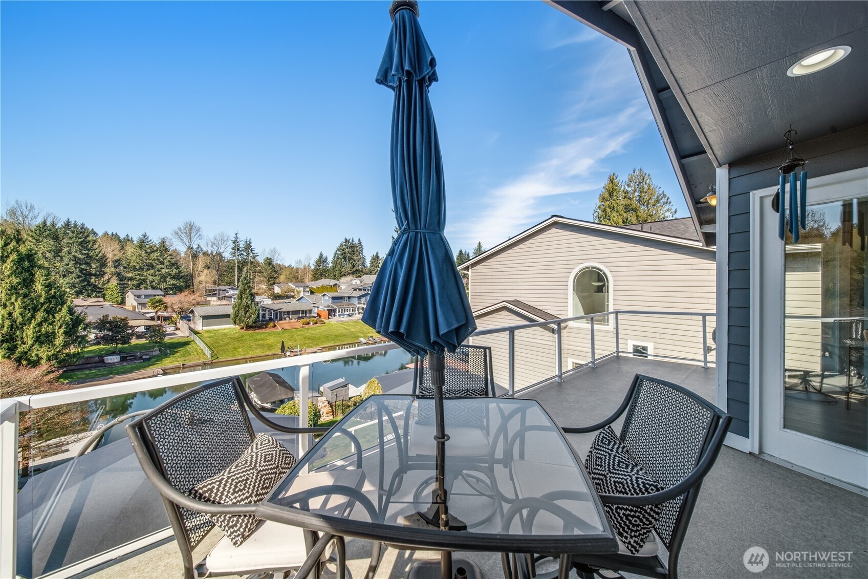 5114 Jenks Point Way E, Lake Tapps, WA 98391
