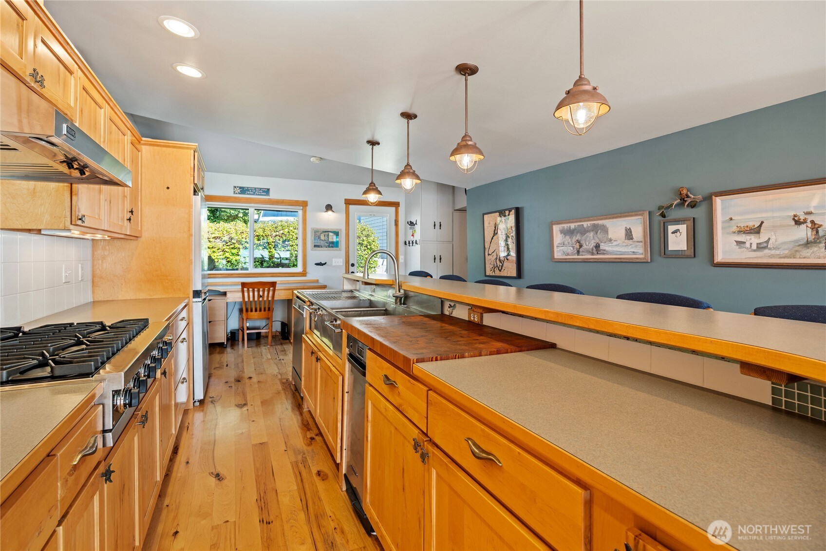 18511 NE North Shore Road , Tahuya, WA 98588