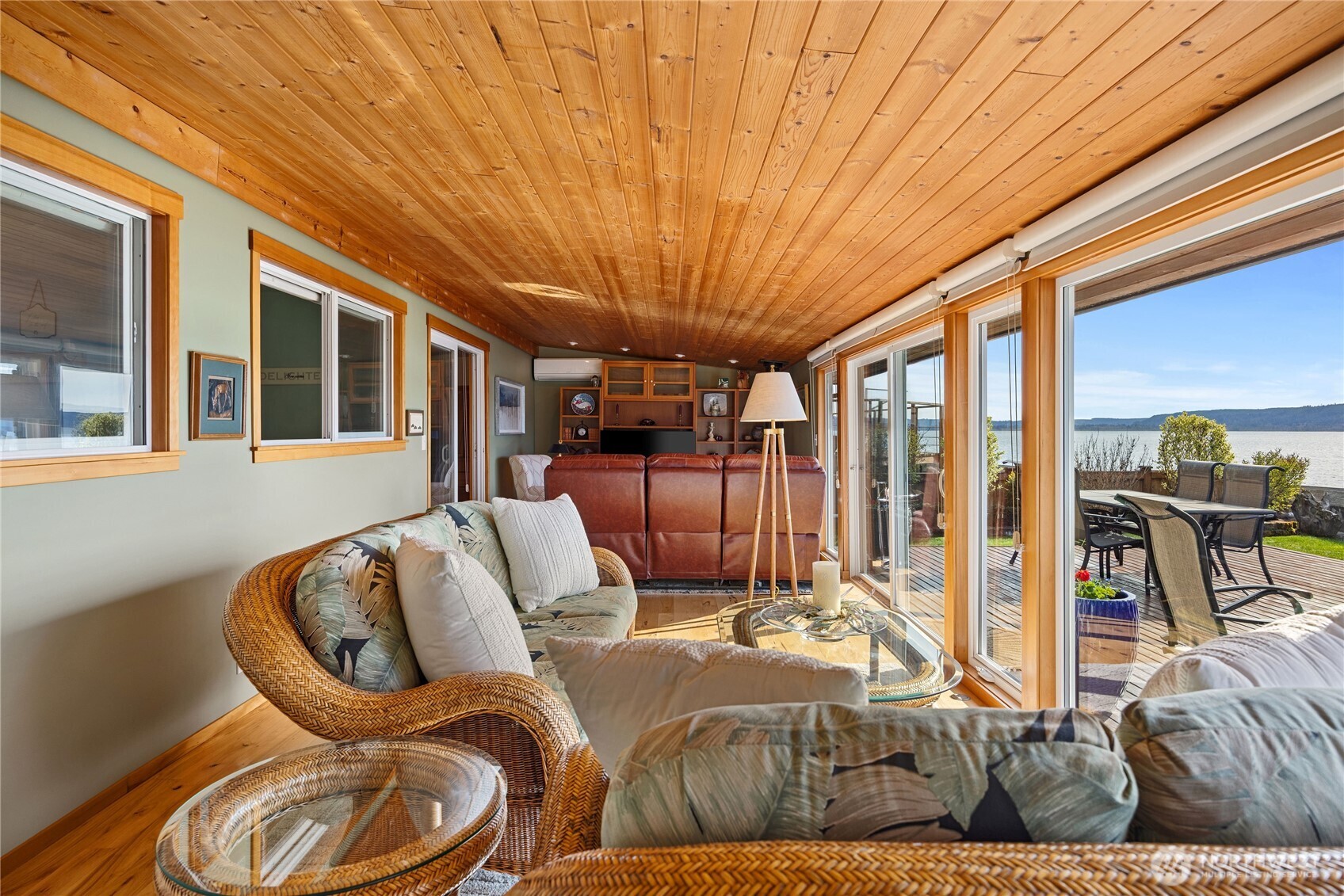 18511 NE North Shore Road , Tahuya, WA 98588
