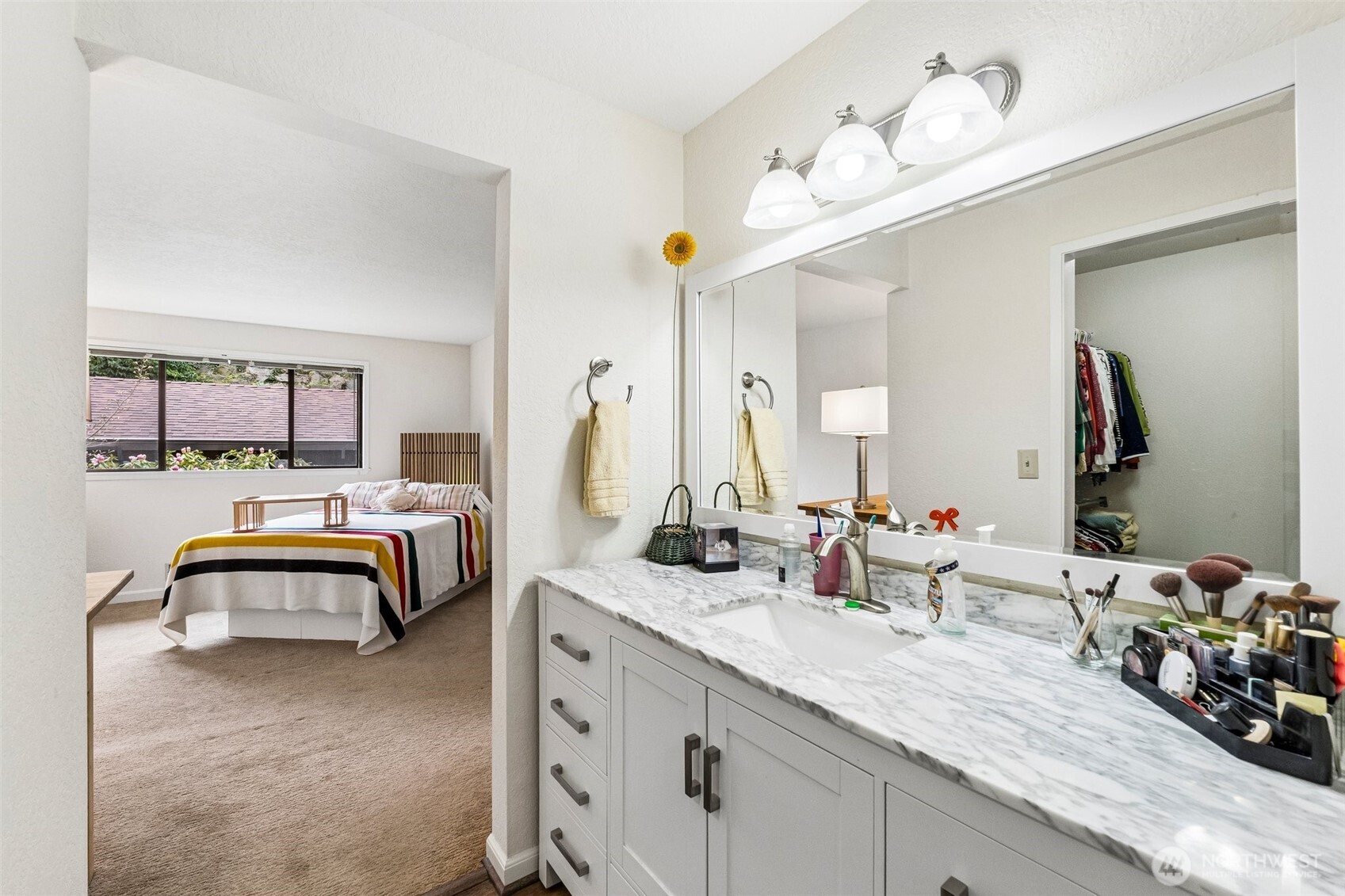 17918 23rd Lane NE #302, Shoreline, WA 98155