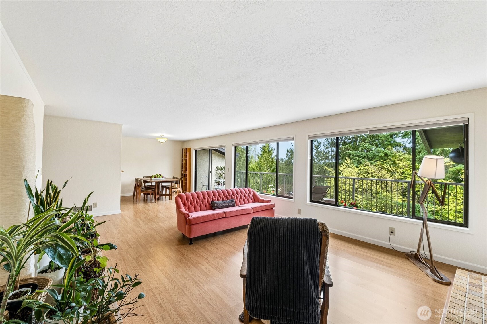 17918 23rd Lane NE #302, Shoreline, WA 98155
