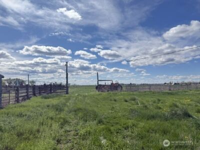 2493 Rd 19 NE, Soap Lake, WA 98851-9712 - Photo 20