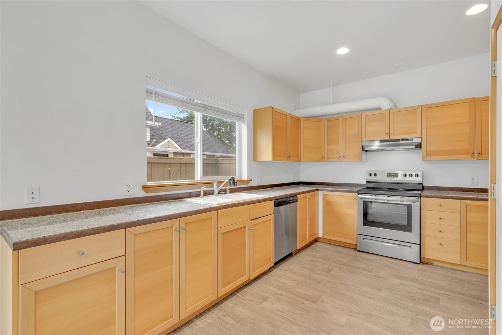 713 3rd Avenue S, Kent, WA 98032