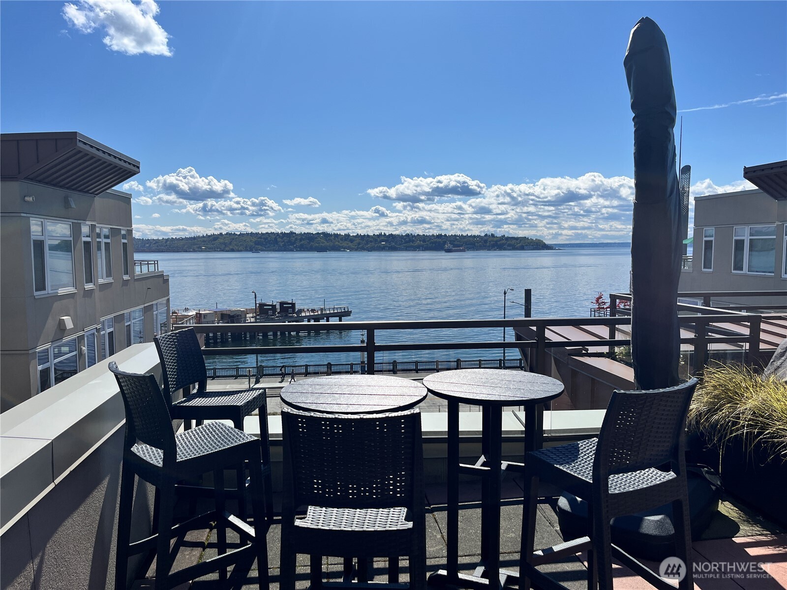 1950 Alaskan Way #227, Seattle, WA 98101