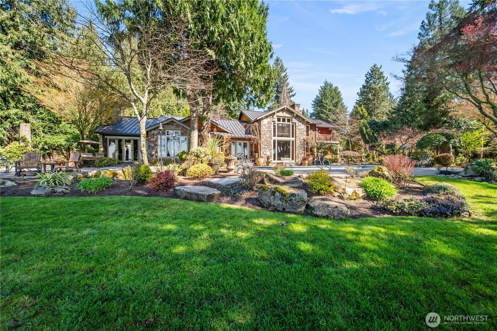 21102 Snag Island Drive E, Lake Tapps, WA 98391