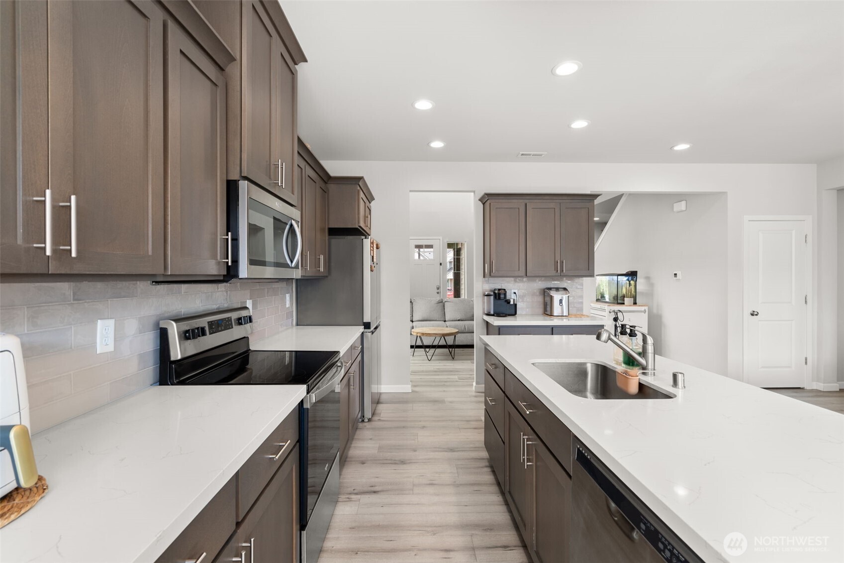 6653 Percy Lane SE, Tumwater, WA 98501