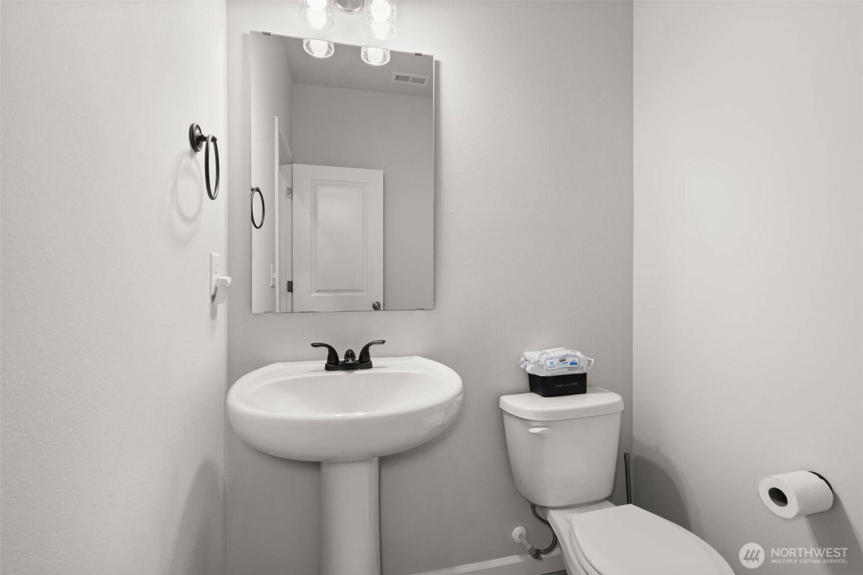 6653 Percy Lane SE, Tumwater, WA 98501