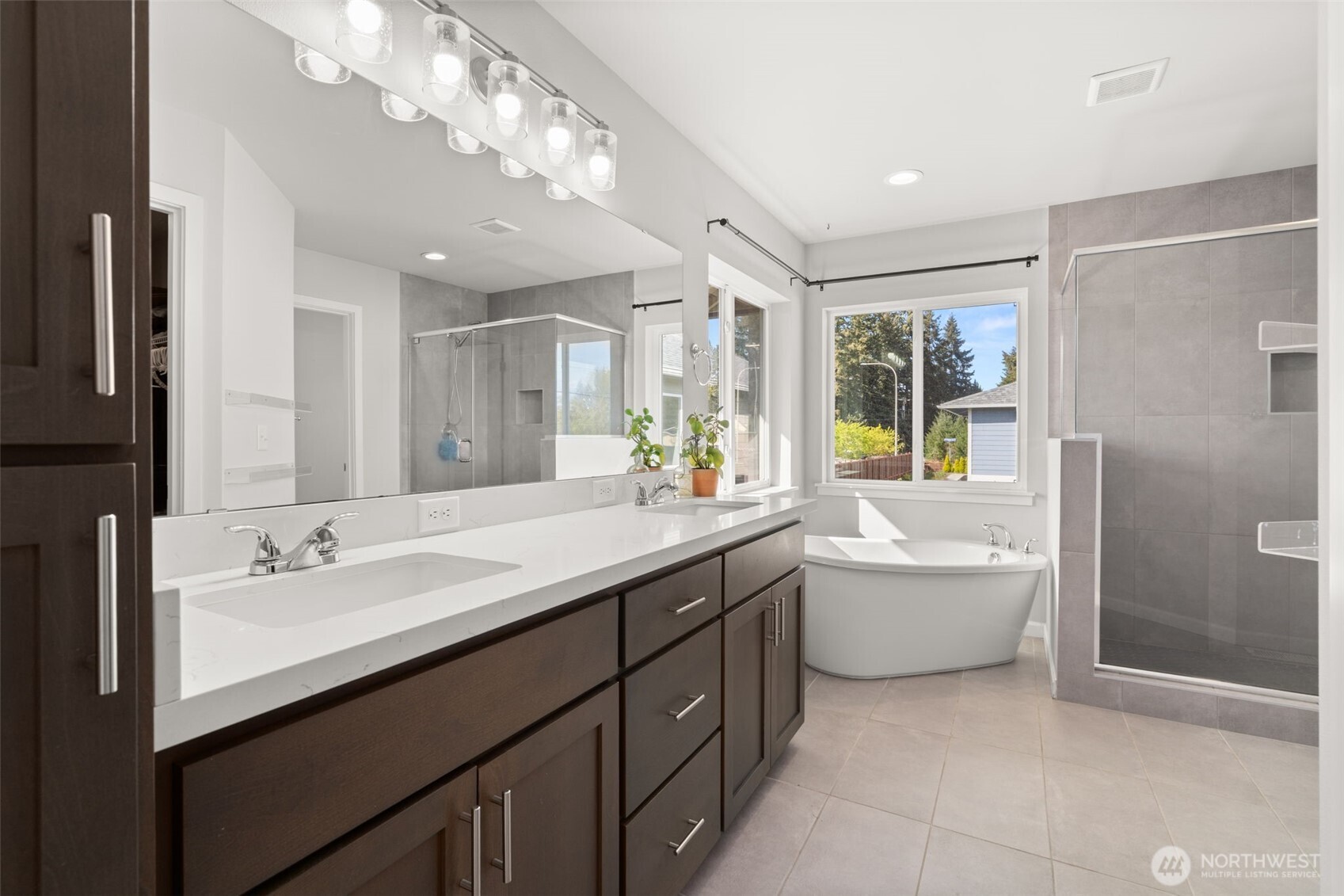 6653 Percy Lane SE, Tumwater, WA 98501