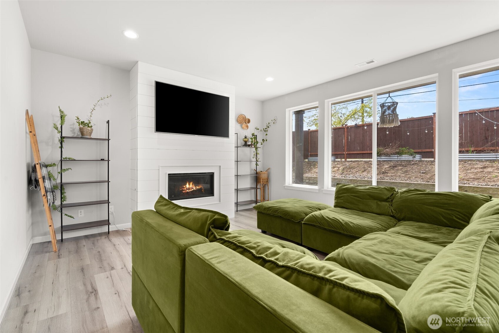 6653 Percy Lane SE, Tumwater, WA 98501