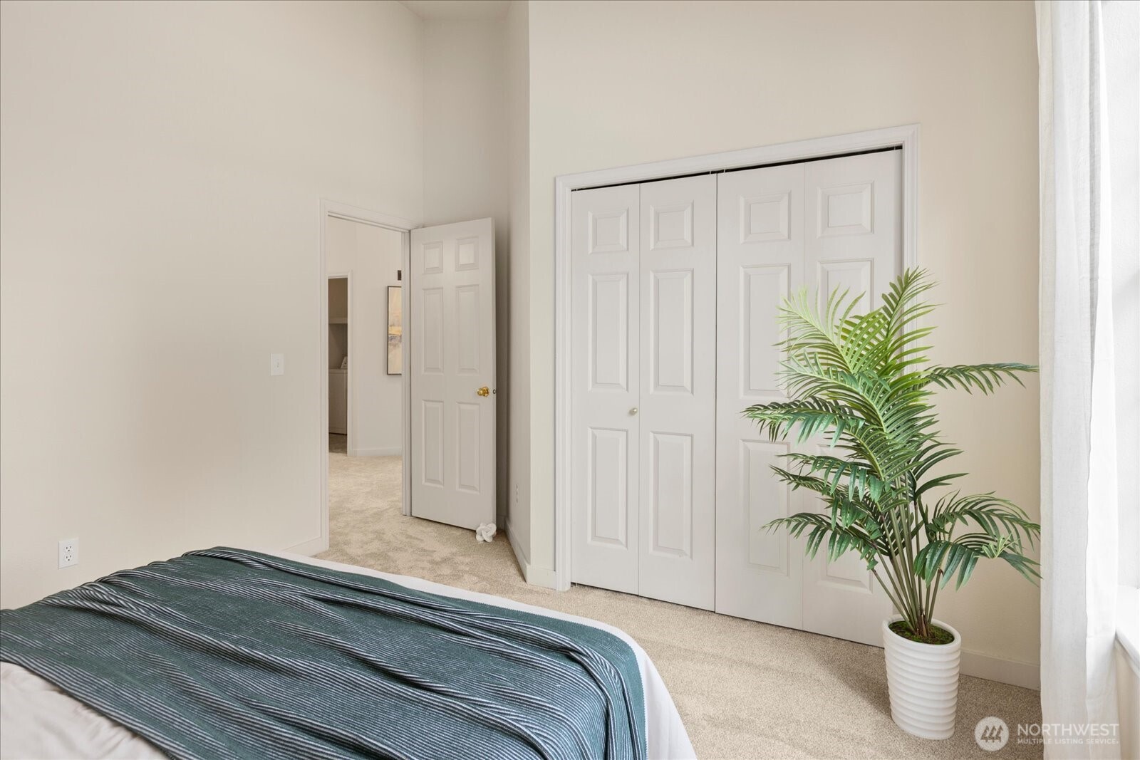 15917 67th Lane NE #3, Kenmore, WA 98028