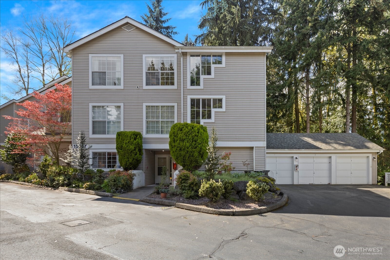 15917 67th Lane NE #3, Kenmore, WA 98028