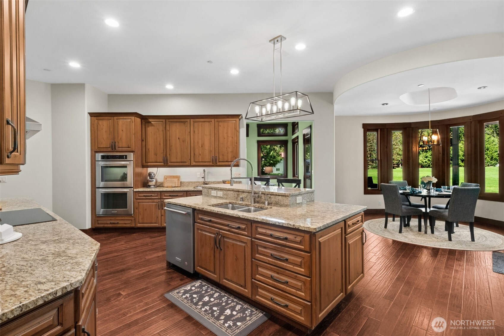 30336 Thomas Road SE, Kent, WA 98042
