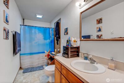 10002 10004 Barnes Lane S, Tacoma, WA 98444 - Photo 21