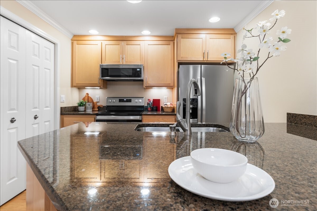 506 S 321 Street #1A, Federal Way, WA 98003