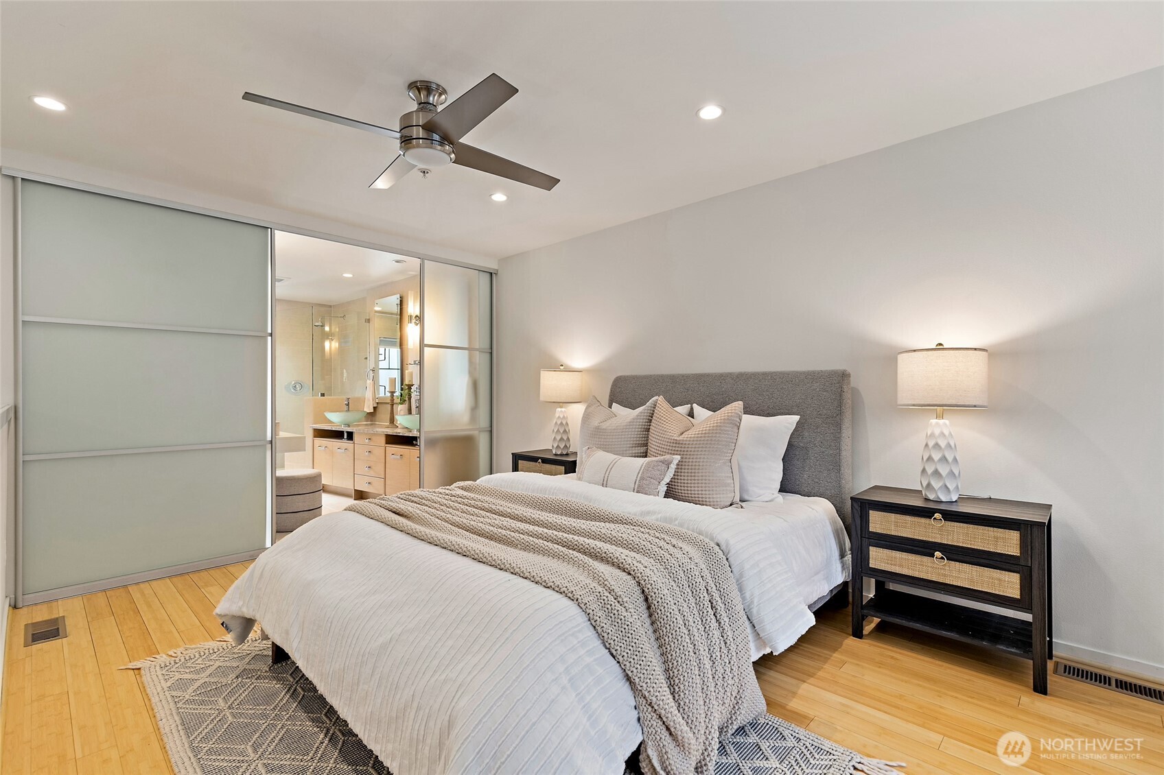 10595 NE 12th Place #102, Bellevue, WA 98004