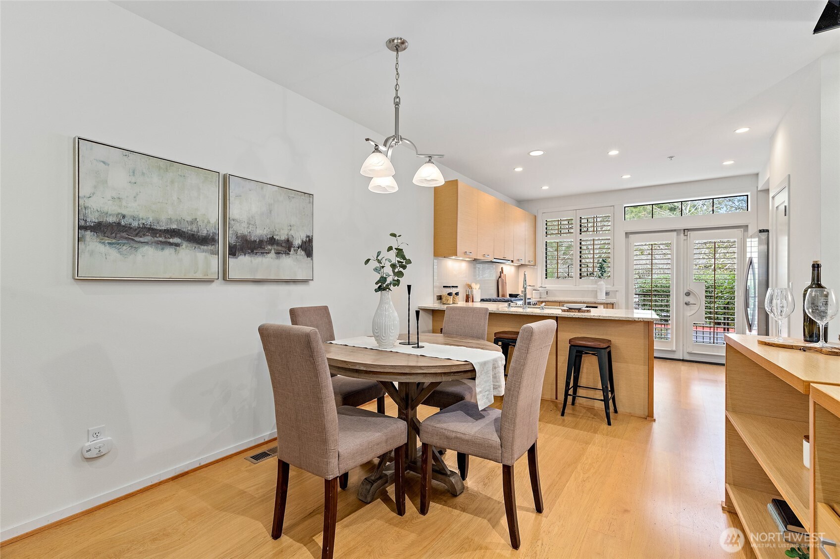 10595 NE 12th Place #102, Bellevue, WA 98004