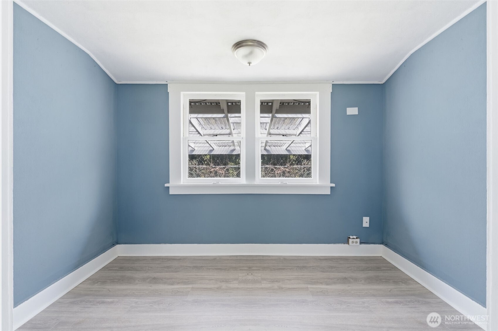931 L Street , Centralia, WA 98531