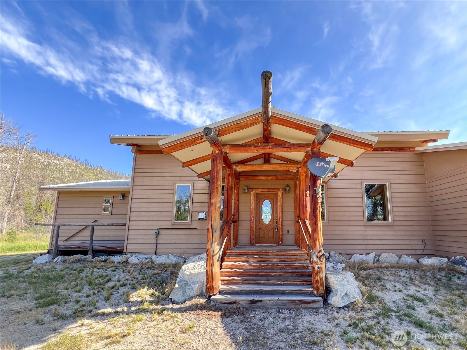 333 Bonaparte Lake Road , Tonasket, WA 98859