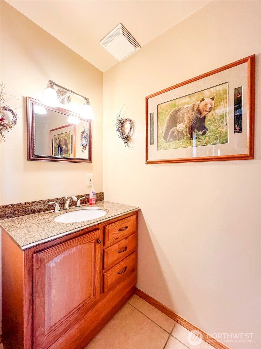 333 Bonaparte Lake Road , Tonasket, WA 98859