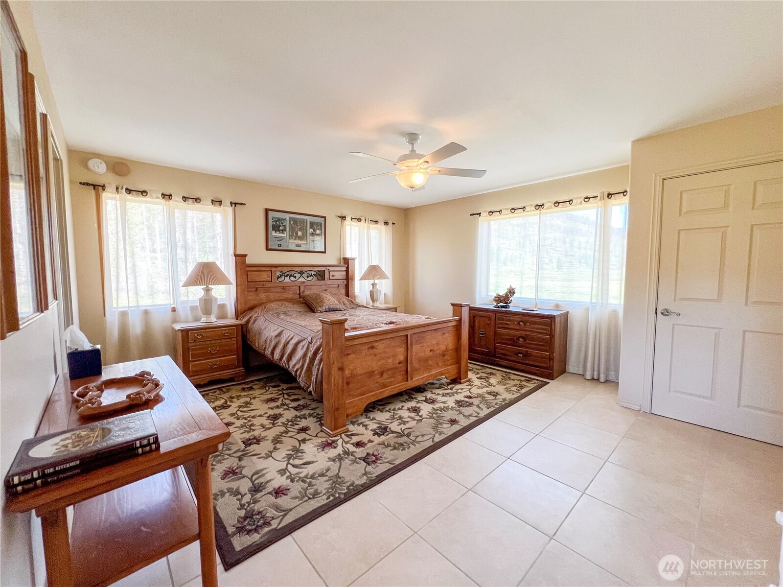 333 Bonaparte Lake Road , Tonasket, WA 98859