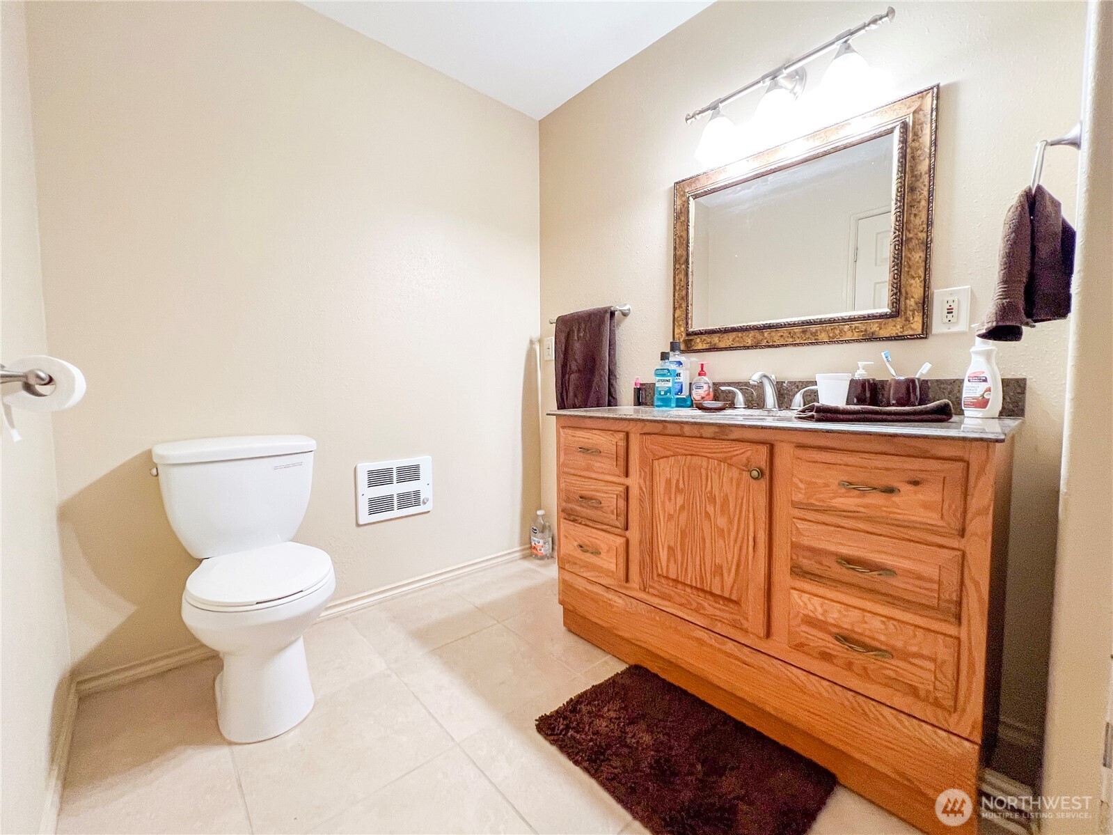 333 Bonaparte Lake Road , Tonasket, WA 98859