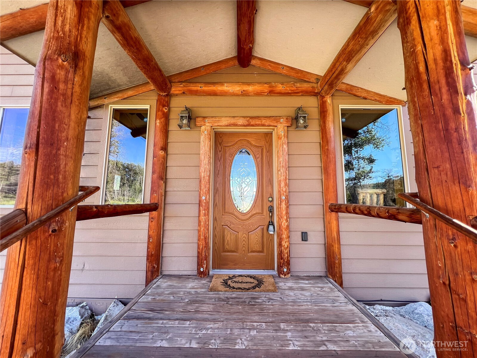 333 Bonaparte Lake Road , Tonasket, WA 98859