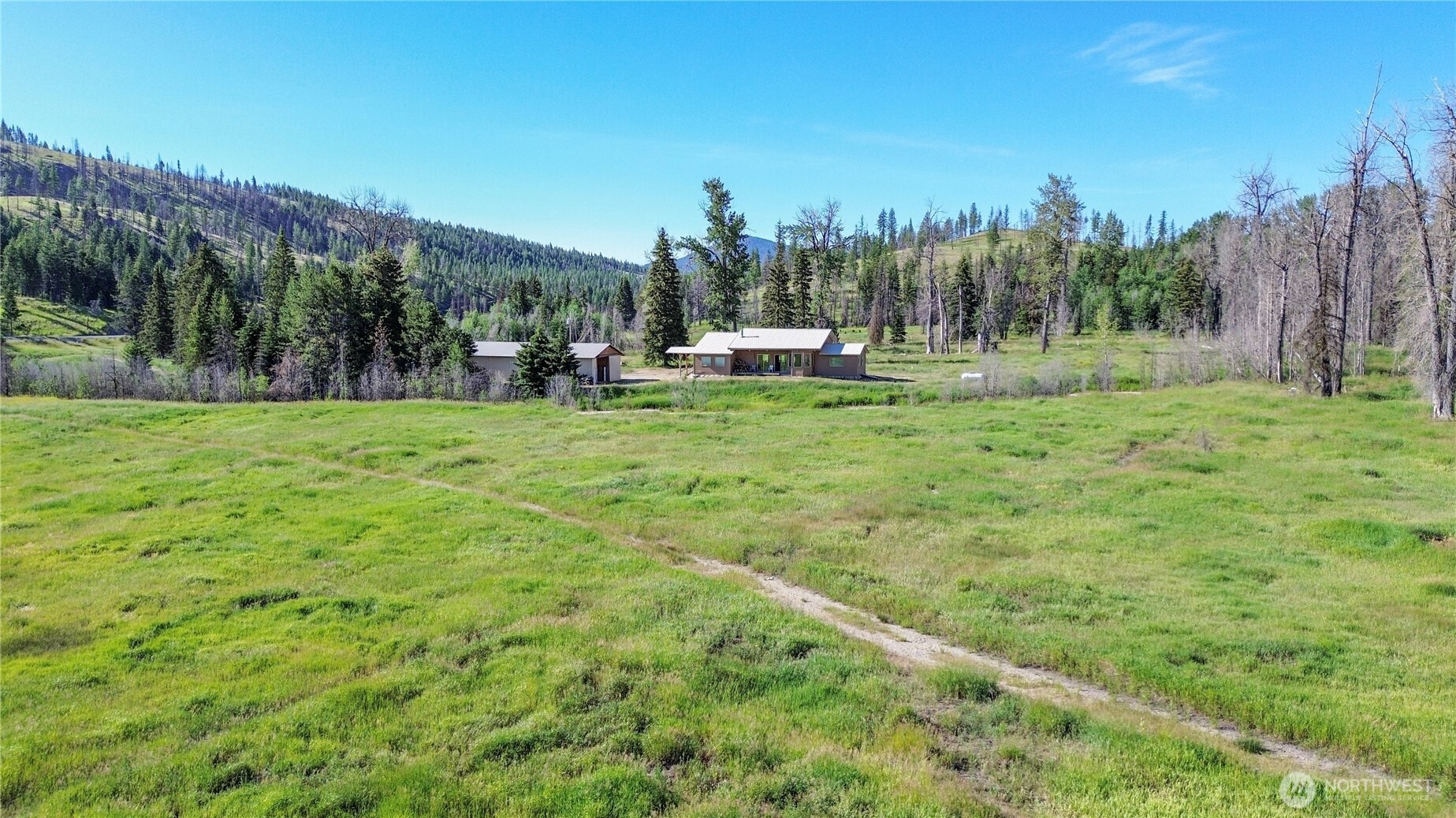 333 Bonaparte Lake Road , Tonasket, WA 98859