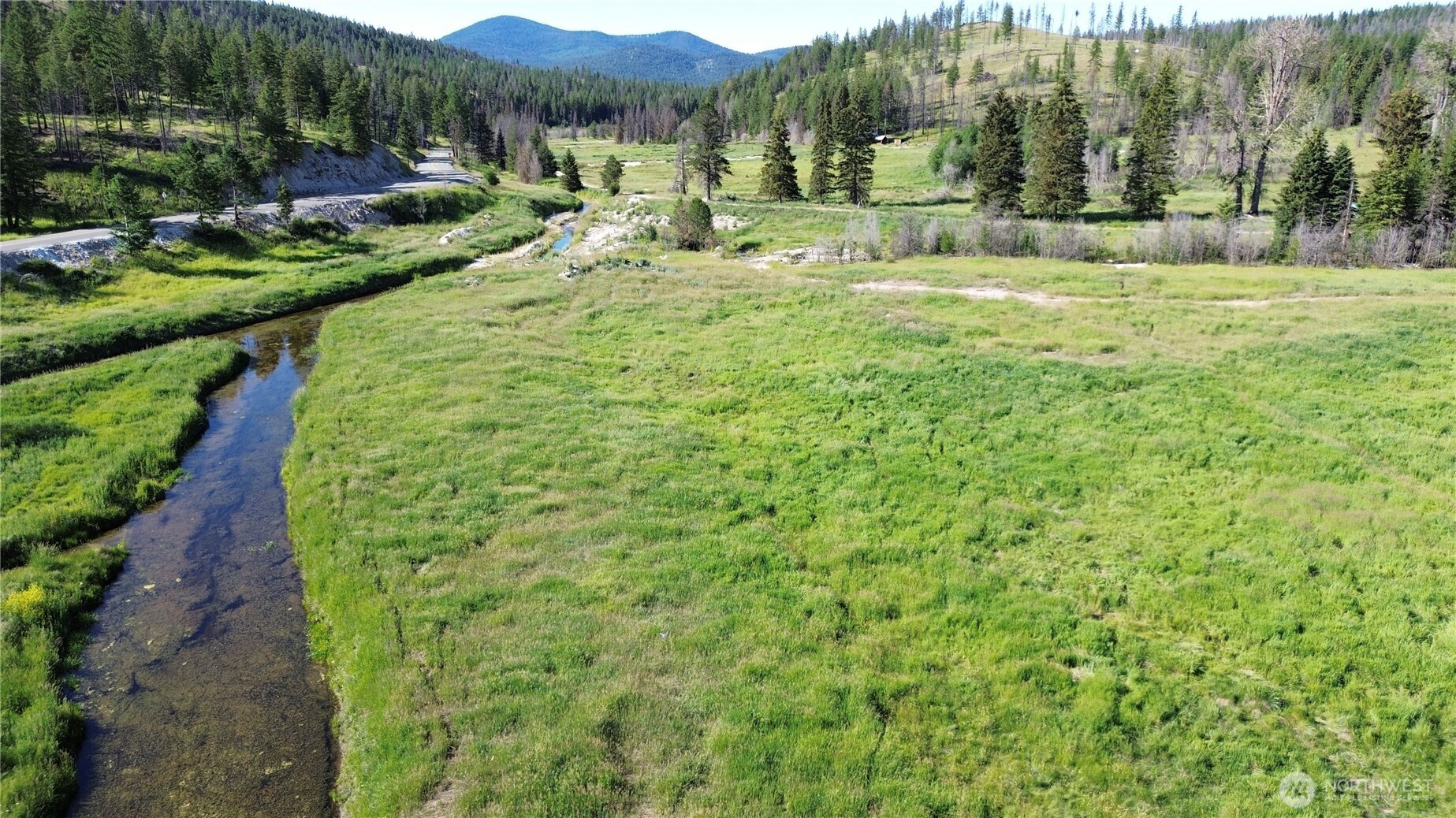 333 Bonaparte Lake Road , Tonasket, WA 98859