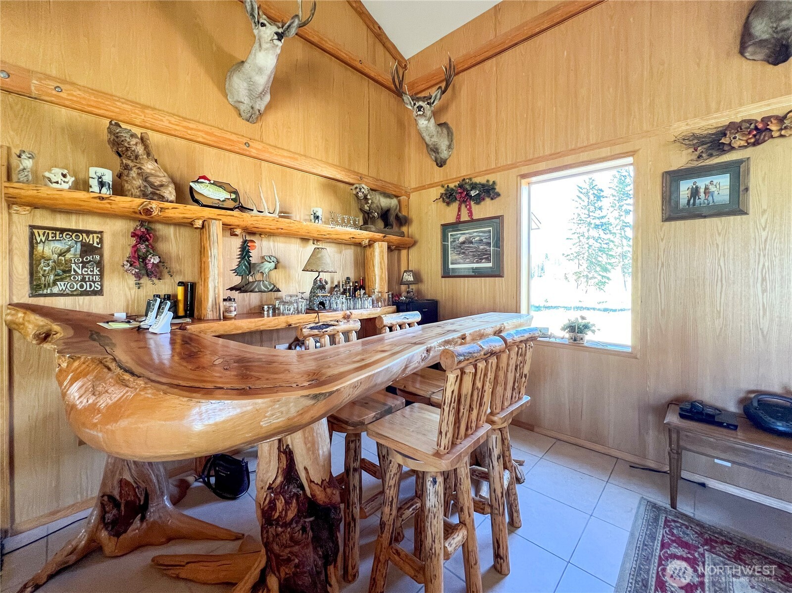 333 Bonaparte Lake Road , Tonasket, WA 98859