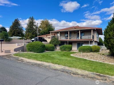 840 Braeburn Place NW, Soap Lake, WA 98851 - Photo 1