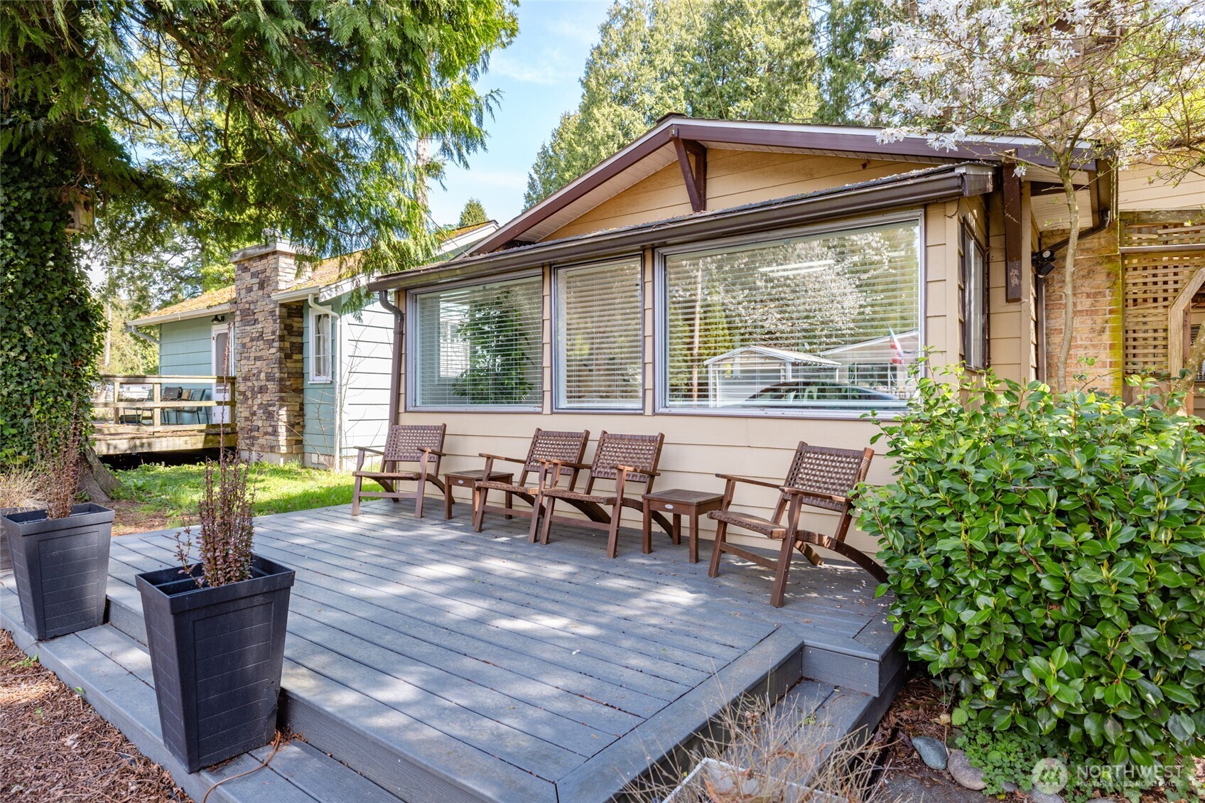 8252 Beach Way Drive , Blaine, WA 98230