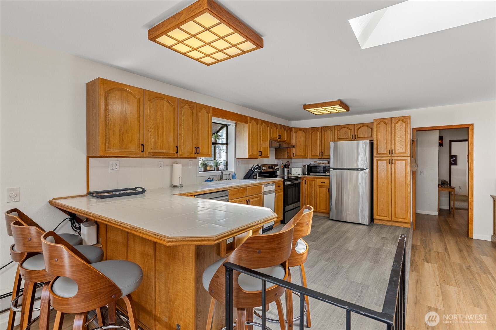 8252 Beach Way Drive , Blaine, WA 98230