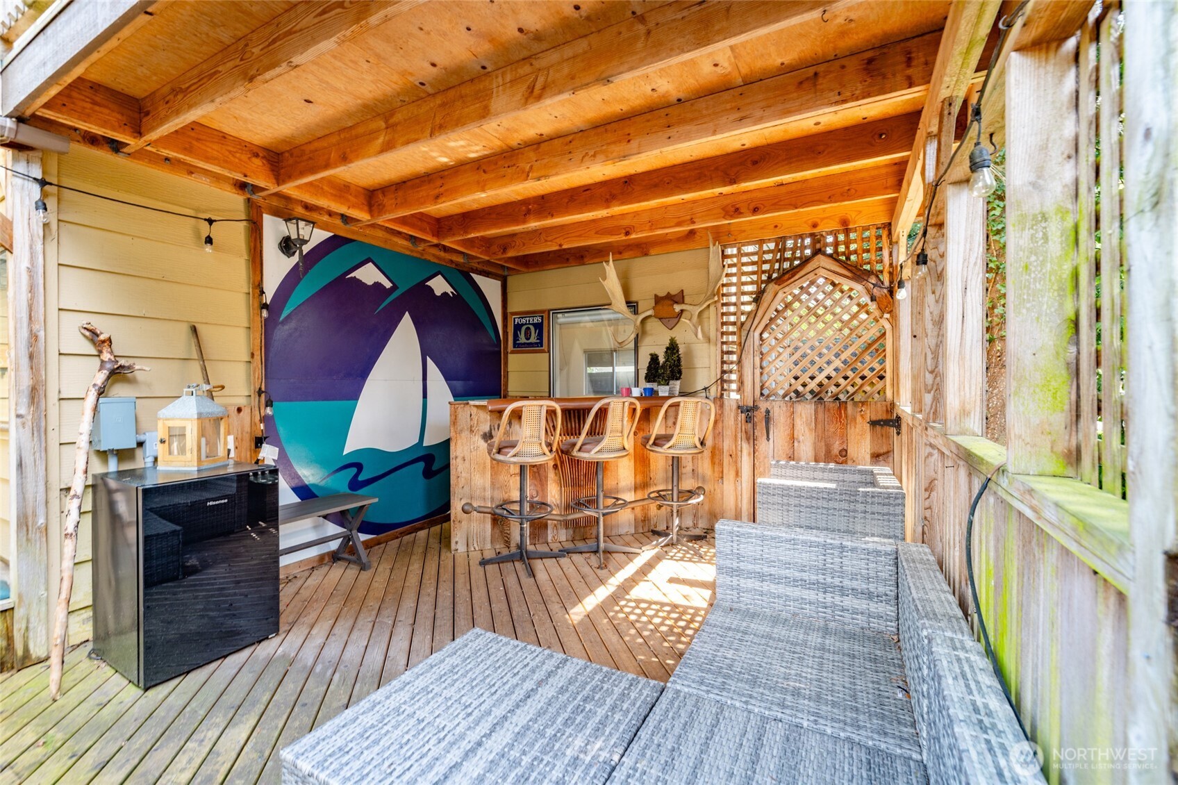 8252 Beach Way Drive , Blaine, WA 98230